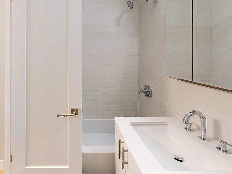 310 Greenwich St #3105C — Photo 8