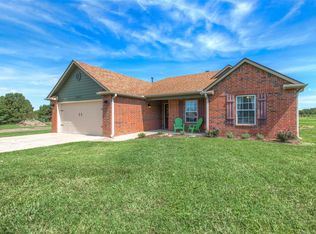 10887 E Canyon Oaks Blvd, Claremore, OK 74017