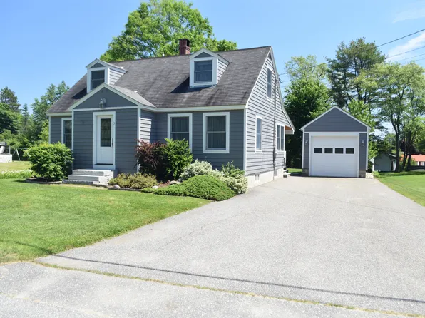 3 Macintosh Street, Brunswick, ME 04011
