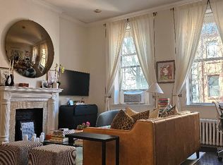 41 Grove St #3B, New York, NY 10014
