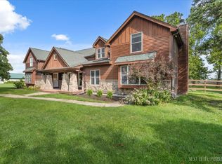 13753 McKanna Rd, Minooka, IL 60447