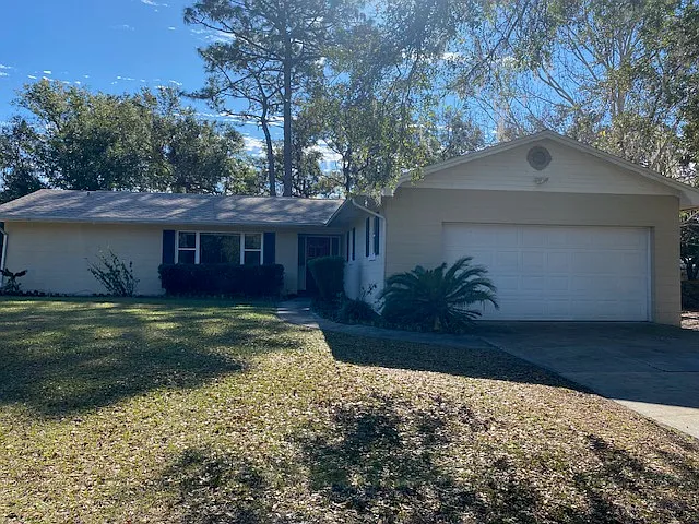 DeLand, 3 bed, 2 bath $1,850 monthly! — Photo 2