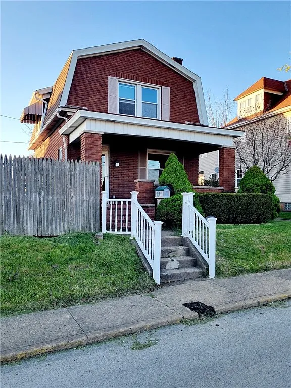 252 Deer Ln photo 1