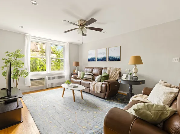 8301 Ridge Boulevard image 1 of 10