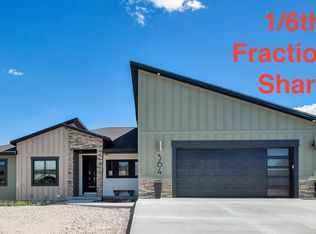 564 S Stump Rd, Garden City, UT 84028