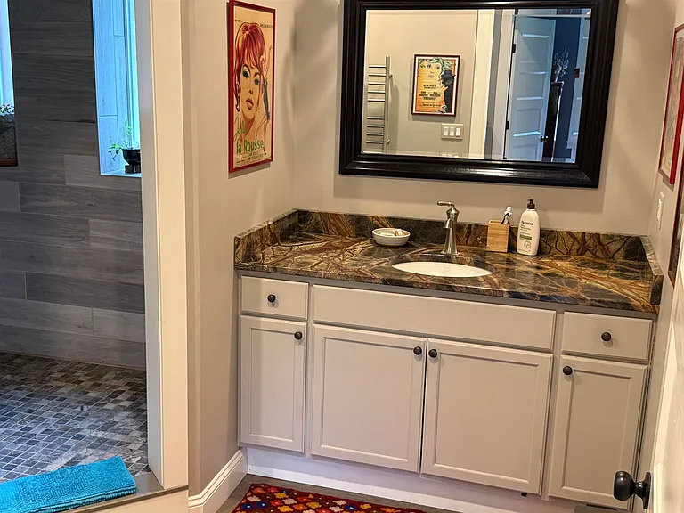 808 S End Rd — Photo 38