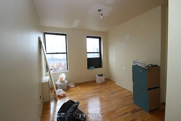 Rented by Town Residential | media 42