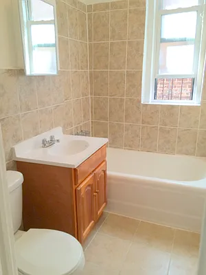 Rented by Uptown Flats LLC | media 19