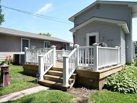 5th image of 8541 Lake Ave