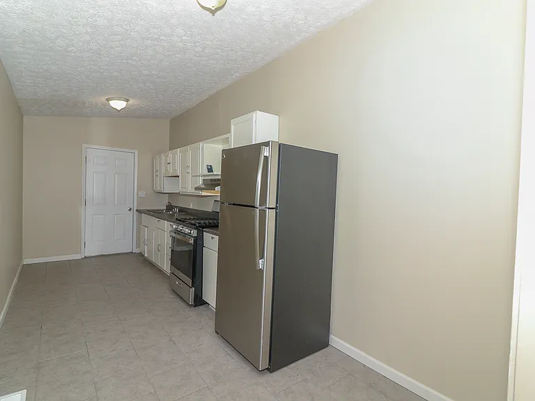 407 Knox Ave — Photo 26
