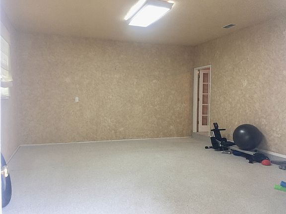 4th image of 104 Cassey Ln