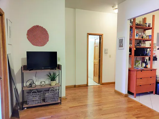 Rented by Crosstown Apartments NYC | media 20