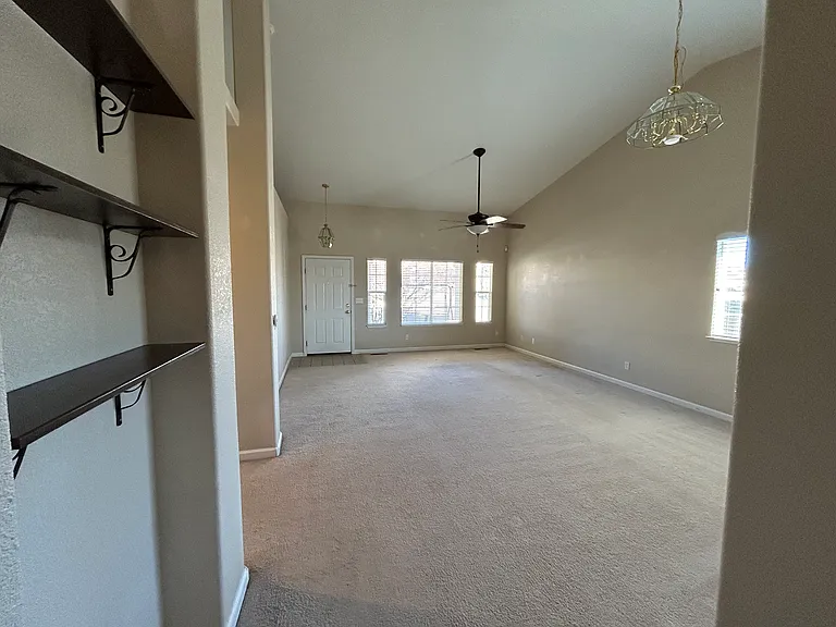 20980 White Rock Dr — Photo 7