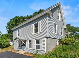 23 Pleasant St, Pembroke, NH 03275
