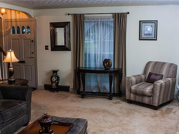 4th image of 1551 Delia Ave