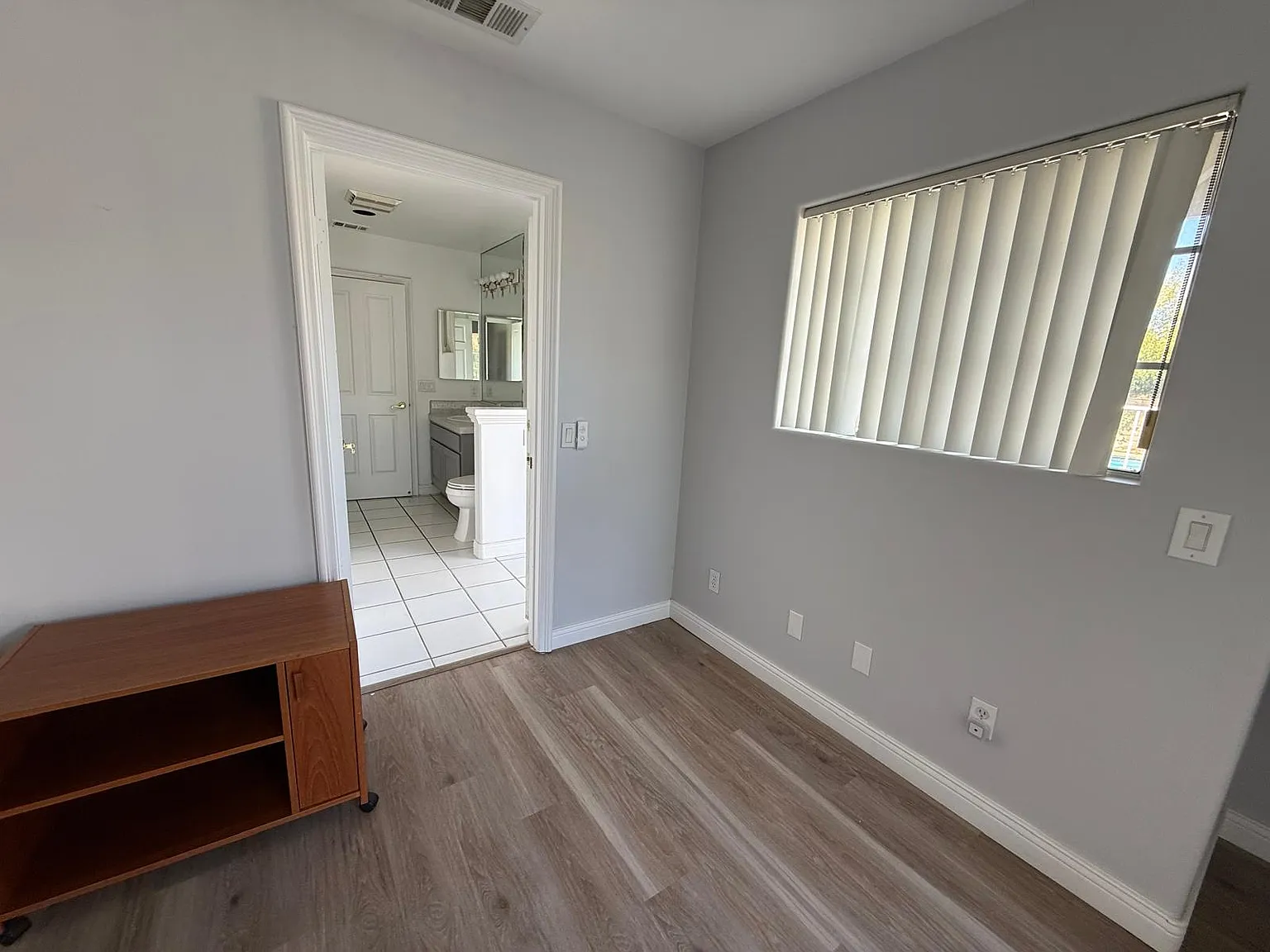 1 bed, 500 sqft, $1,800 — Photo 4