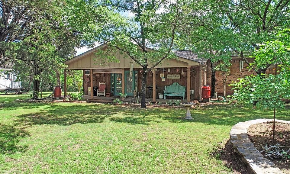1st image of 2408 Woodcrest Ct