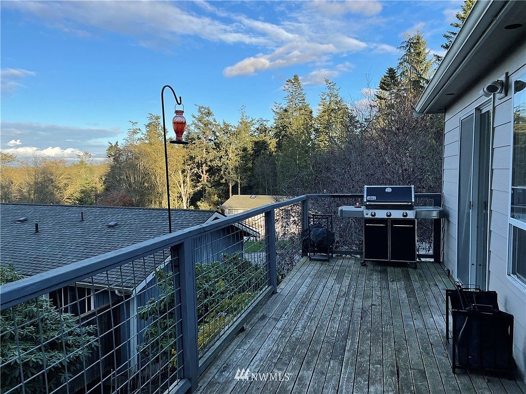 Oak Harbor, WA 98277