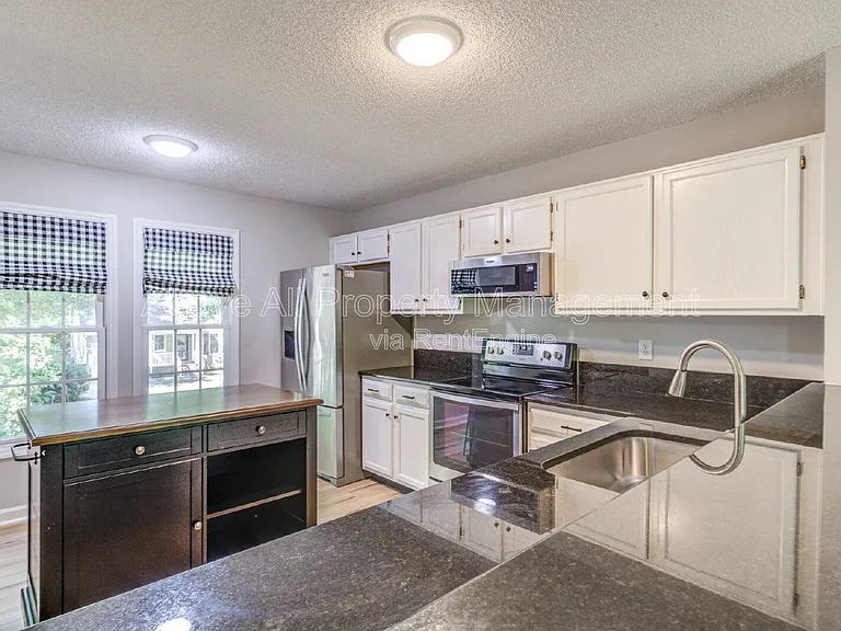103 Unaka Ct — Photo 25