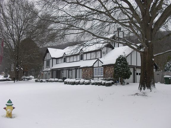 5th image of 2701 Willena Dr SE