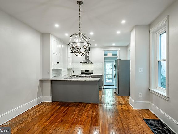 5th image of 349 Washington Ave