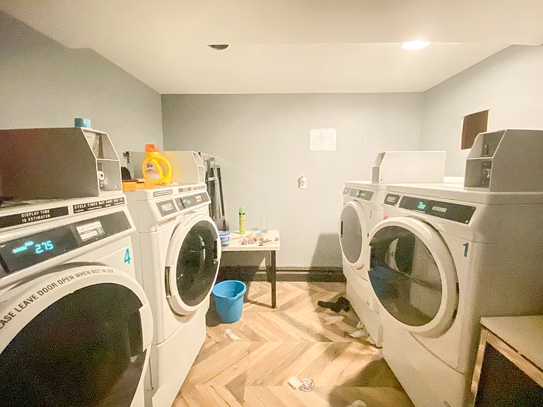 1050 Decatur St #3R — Photo 11