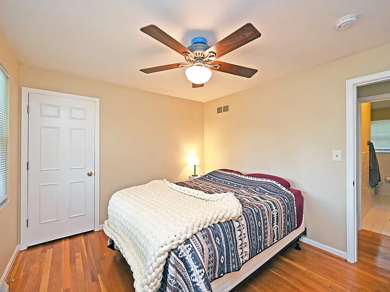7777 Kugler Mill Rd — Photo 23