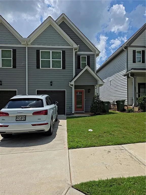 3 bed, 2.5 bath, 1800 sqft, $2,500 — Photo 1