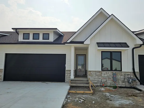 203 S Sodrac No, North Sioux City, SD 57049