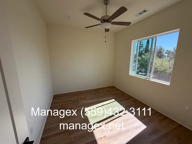 124 Sunnyside Ave #A — Photo 17