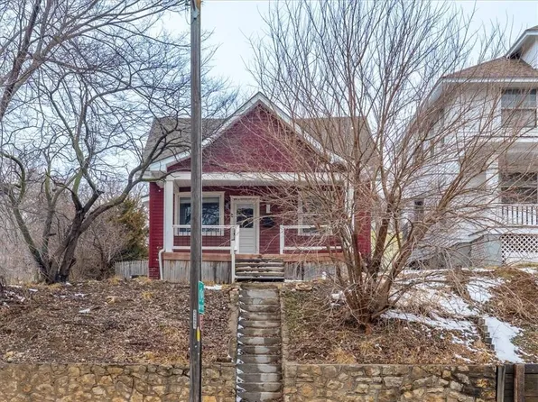 2408 Saint Joseph Ave, Saint Joseph, MO 64505