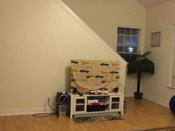 5th image of 801 Private Road 3097
