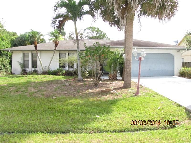 1st image of 909 SE Streamlet Ave