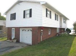 48 Wagner Ave, Essex, MD 21221