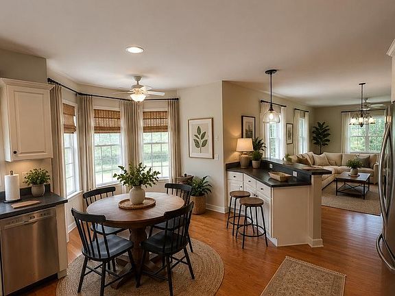 5th image of 138 Meadow Dr