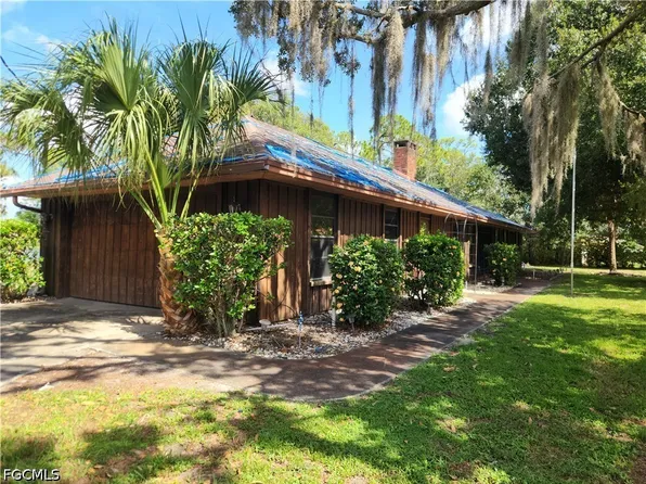 1107 N 11th St, Immokalee, FL 34142