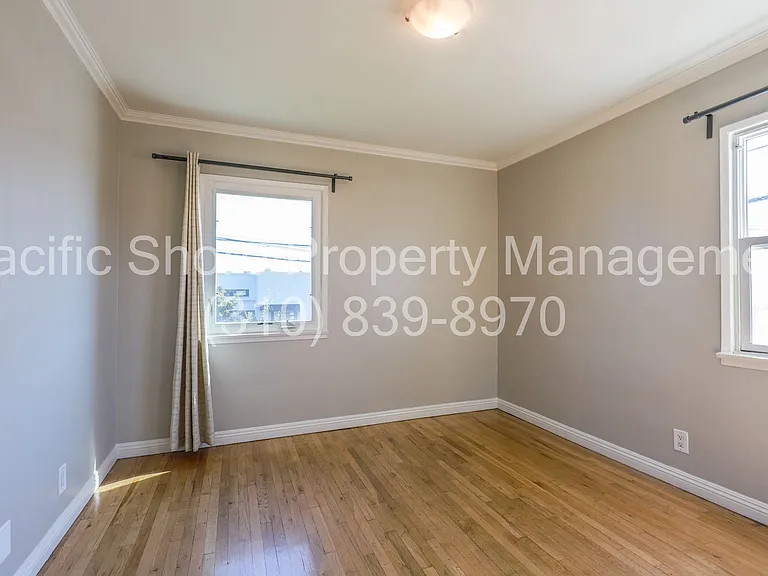 Nebraska Apartments — Photo 8