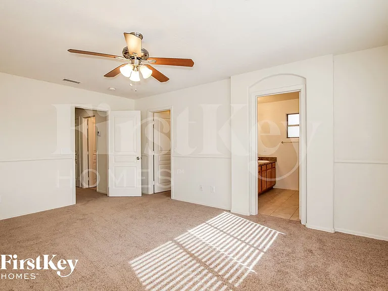 5157 W Laurel Ave — Photo 8