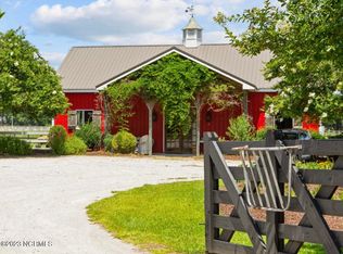 385 Wilderness Ln, Washington, NC 27889