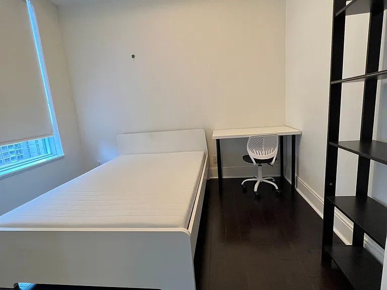 21 Balmuto St #1602 — Photo 3