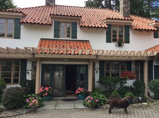 3 Ivy Rd, Tuxedo Park, NY 10987