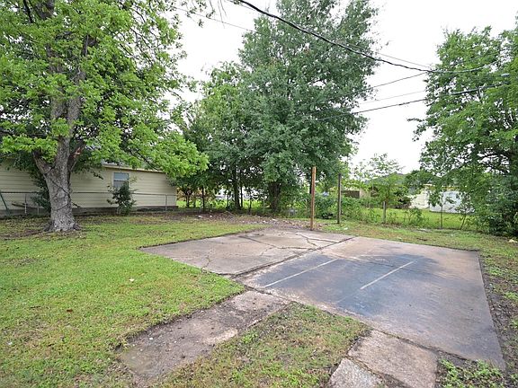 4th image of 10338 Flaxman St