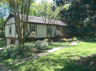 2680 Alderney Ln, Winston Salem, NC 27103