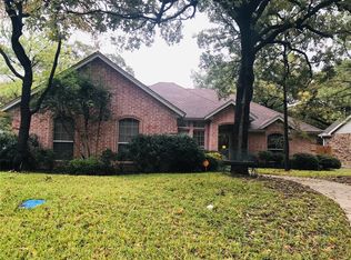 1517 Bailey Dr, Azle, TX 76020