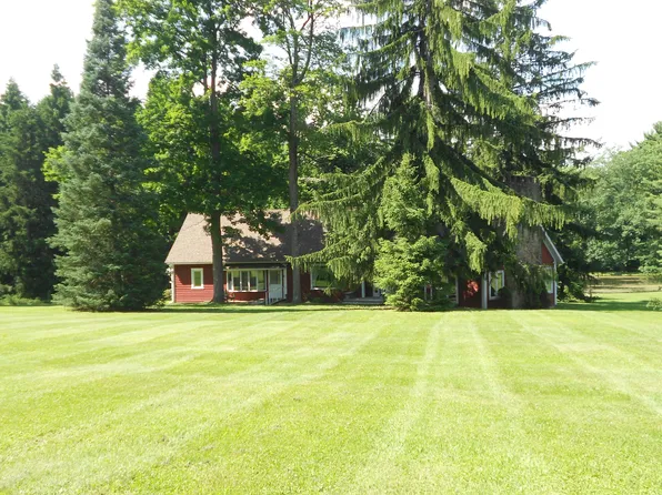 141 Pine Run Rd, Sigel, PA 15860