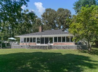 1415 Little John Rd, Manning, SC 29102