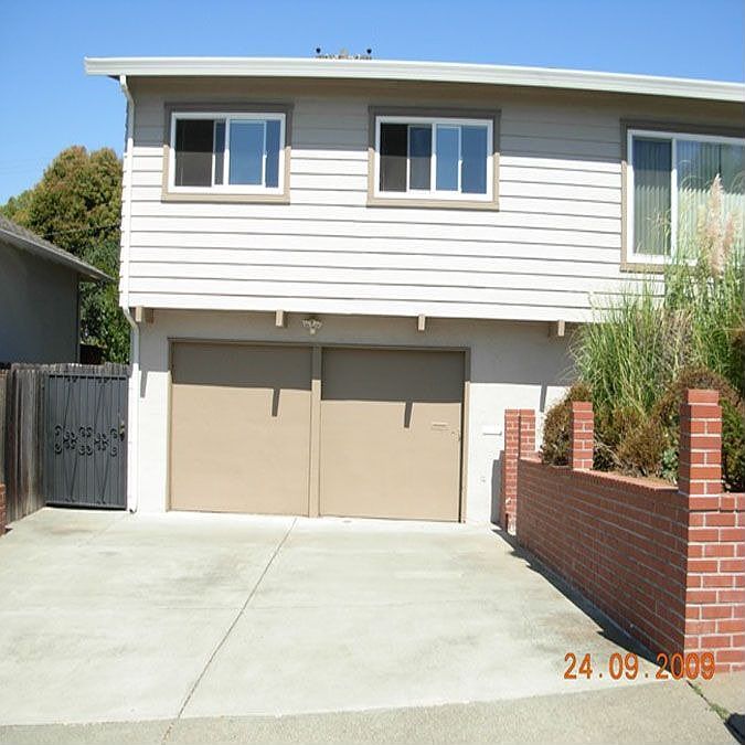 1st image of 112 Whitecliff Dr