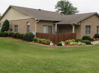 142 Glenwood Cir, South Hill, VA 23970
