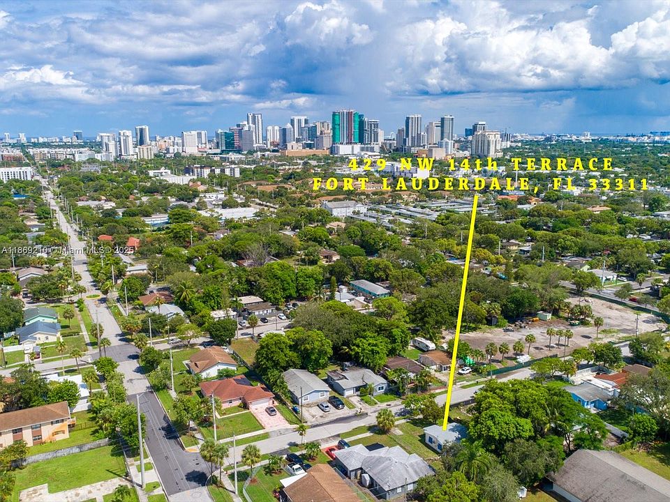 1st image of 429 NW 14th Ter