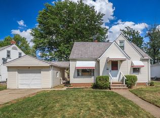 813 E 207th St, Euclid, OH 44119